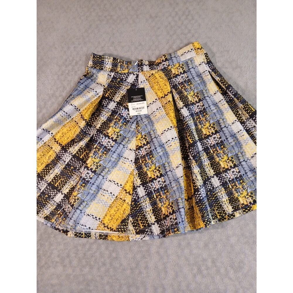 Project Runway A-line Fit And Flare,Size M Skirt, Short Abstract Print NWT - Picture 8 of 9
